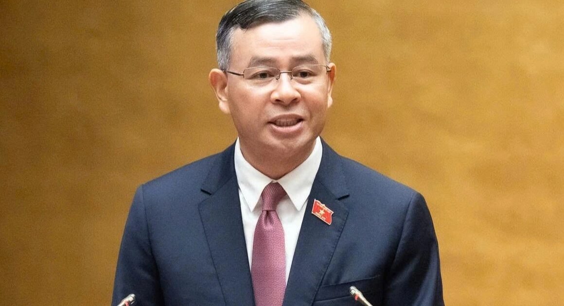 BẤT NGỜ: THỦ TƯỚNG BỔ NHIỆM BỘ TRƯỞNG TÀI CHÍNH KIÊM CHỦ TỊCH HỘI ĐỒNG BẢO HIỂM XÃ HỘI!