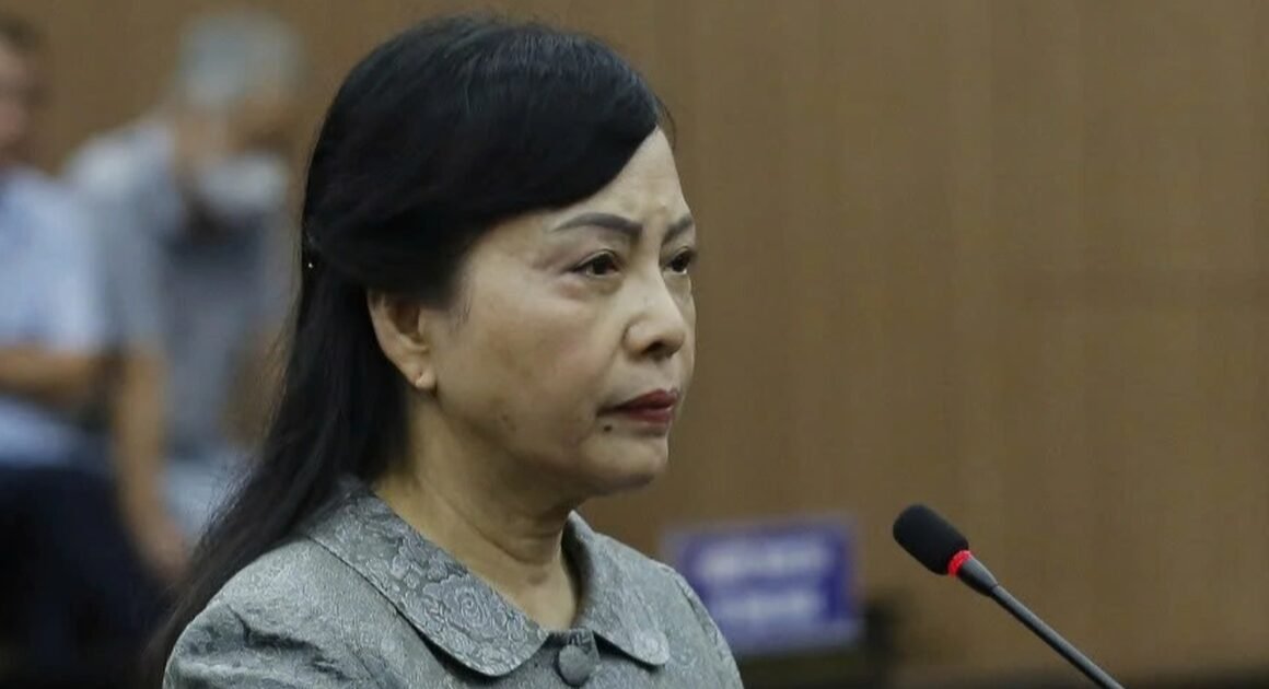 NGUYỄN THỊ KIM TIẾN XIN LỖI ĐẰNG SAU LỜI NÓI CUỐI: BỀN VỮNG NHẬN TRÁCH NHIỆM VỚI NIỀM HY VỌNG ĐƯỢC THA THỨ