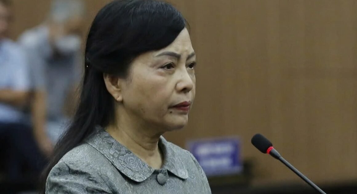 CỰU BỘ TRƯỞNG NGUYỄN THỊ KIM TIẾN ĐỀ NGHỊ 5-6 NĂM TÙ VÀ BÙ ĐẮP 108 TỈ ĐỒNG DO GÂY THẤT THOÁT TẠI DỰ ÁN BỆNH VIỆN BẠCH MAI VÀ VIỆT ĐỨC!
