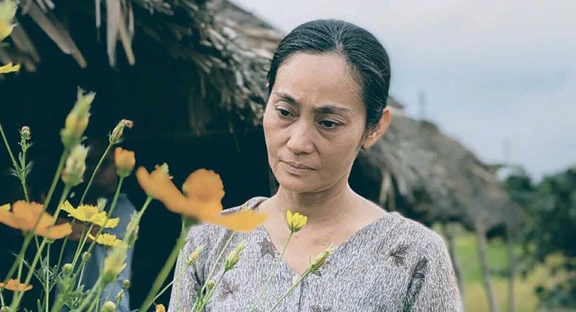 KHÁM PHÁ CÁ CHUYÊN ĐƯA NỮ NSƯT HẠNH THÚY VƯƠN TẦM VỚI 8 DỰ ÁN ĐIỆN ẢNH NGOẠI MỨC, DẪN ĐẦU DOANH THU TRÊN TRĂM TỶ