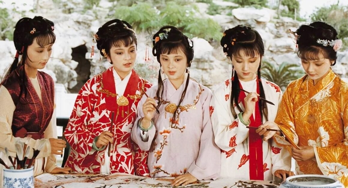 KHÁM PHÁ CHƯƠNG ĐỈNH CAO ĐÃ GHI DẤU LỊCH SỬ TRUYỀN HÌNH TRUNG QUỐC: HỒNG LÀO MỘNG TRỞ THÀNH BIỂU TƯỢNG VỚI MỨC RATING KHỦNG!
