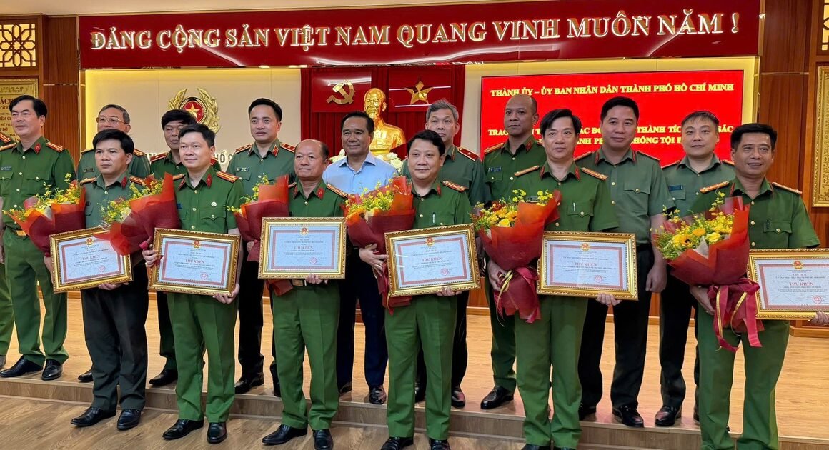 KHÁM PHÁ NHÓM TỘI PHẠM NGUY HIỂM ĐANG HỦY DIỆT AN NINH TRONG GIÂY CHỐT!
