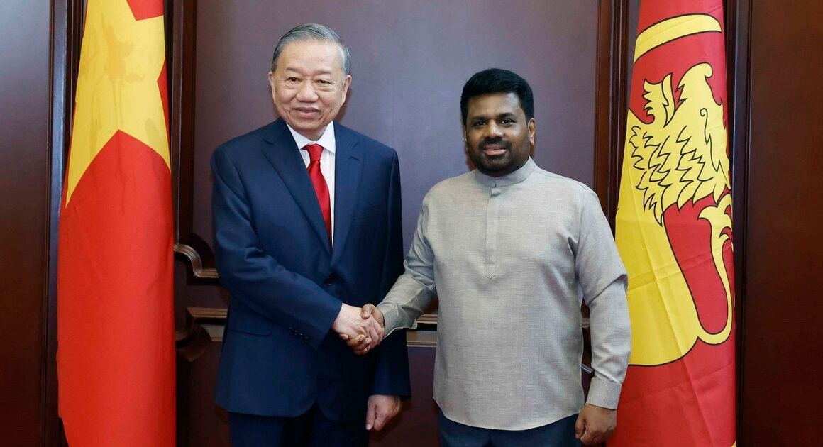 TỔNG Bí THƯ TÔ LÂM VÀ TỔNG THỐNG SRI LANKA GẶP GỠ BÁO CHÍ SAU LỄ TRAO CÁC VĂN KIỆN HỢP TÁC ĐẶC BIỆT, MỞ RA CHƯƠNG MỚI CHO HỢP TÁC GIỮA HAI ĐẢNG-NƯỚC!