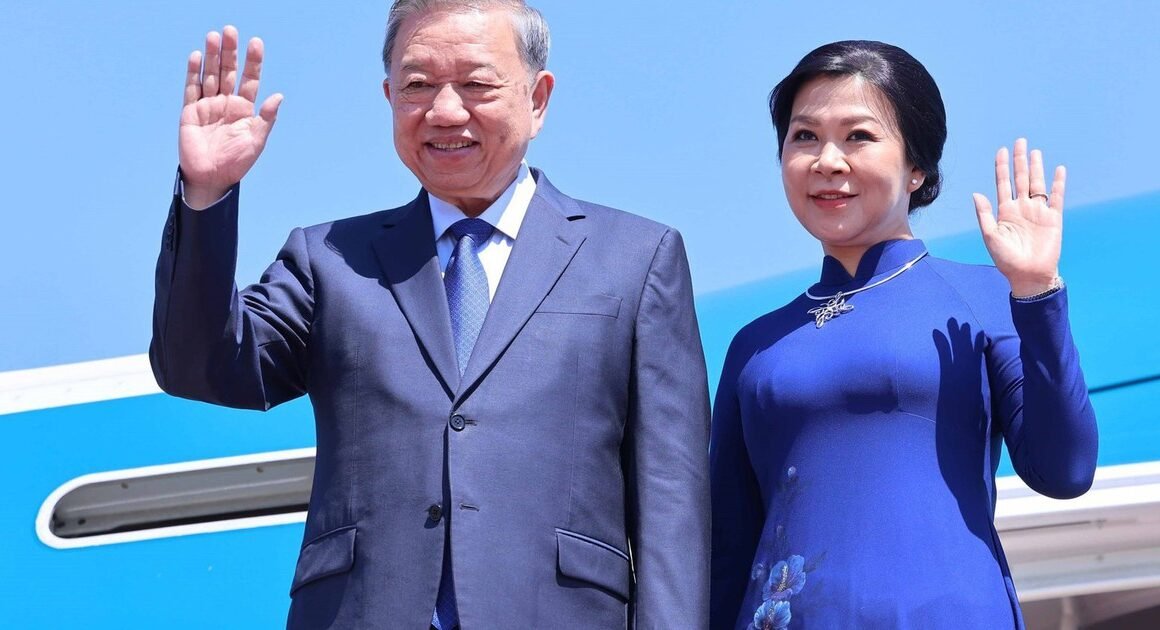 TỔNG BÍ THƯ, CHỦ TỊCH NƯỚC TÔ LÂM GẶP GỠ ĐẶC BIỆT TẠI SINGAPORE, MỖI BỘ PHẬN ĐỀU ĐANG CHỜ ĐÓN NHỮNG BẤT NGỜ MỚI