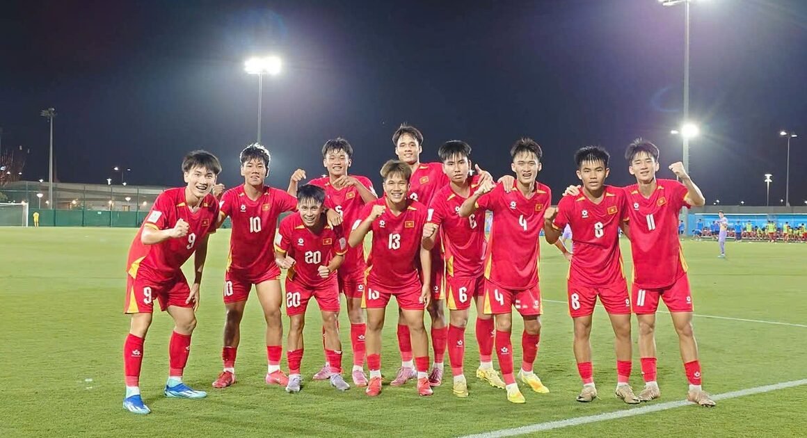 LUẬT CHƠI KHẮC NGHIỆT: U.17 VIỆT NAM CHẠM MẶT U.17 HÀN QUỐC, LIỀU CHÀO CÓ THỂ TẠO BƯỚC NGOẶT CHO HÙNG KHÍ ĐẤT NƯỚC?