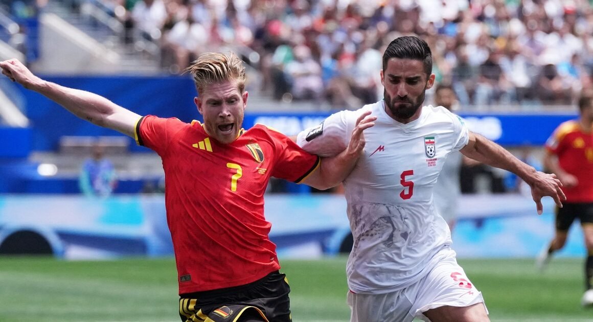 LIỆU BỈ VÀ IRAN CÓ CHẮC CHẮN CÙNG NẮM TẤM VÉ VÒNG KNOCK-OUT?