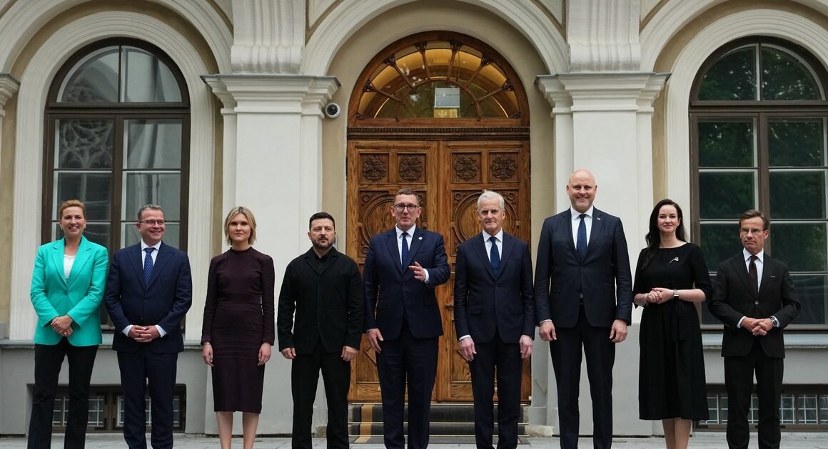 UKRAINE BƯỚC VÀO MỘT KỶ NGUYÊN MỚI VỀ QUỐC PHÒNG VỚI HỢP TÁC ĐỘT PHÁ VỚI LATVIA VÀ ESTONIA