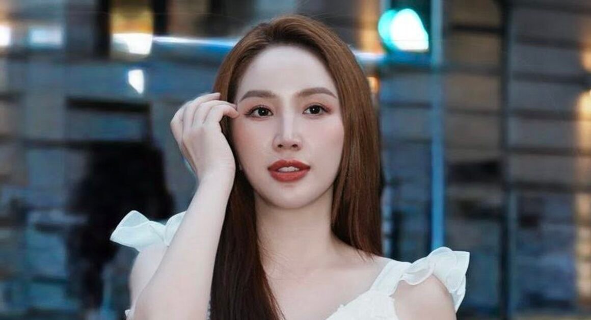 VỚI NỘI DUNG NÀY, KHÁN GIẢ KHÔNG THỂ CHỐT MẮT TRƯỚC CHUYẾN LỪA CẢM ĐỘNG VỀ ÁM ẢNH VÀ NỖI SỢ BỊ LỖI THỜI CỦA NỮ NÀNG MỸ NHÂN!
