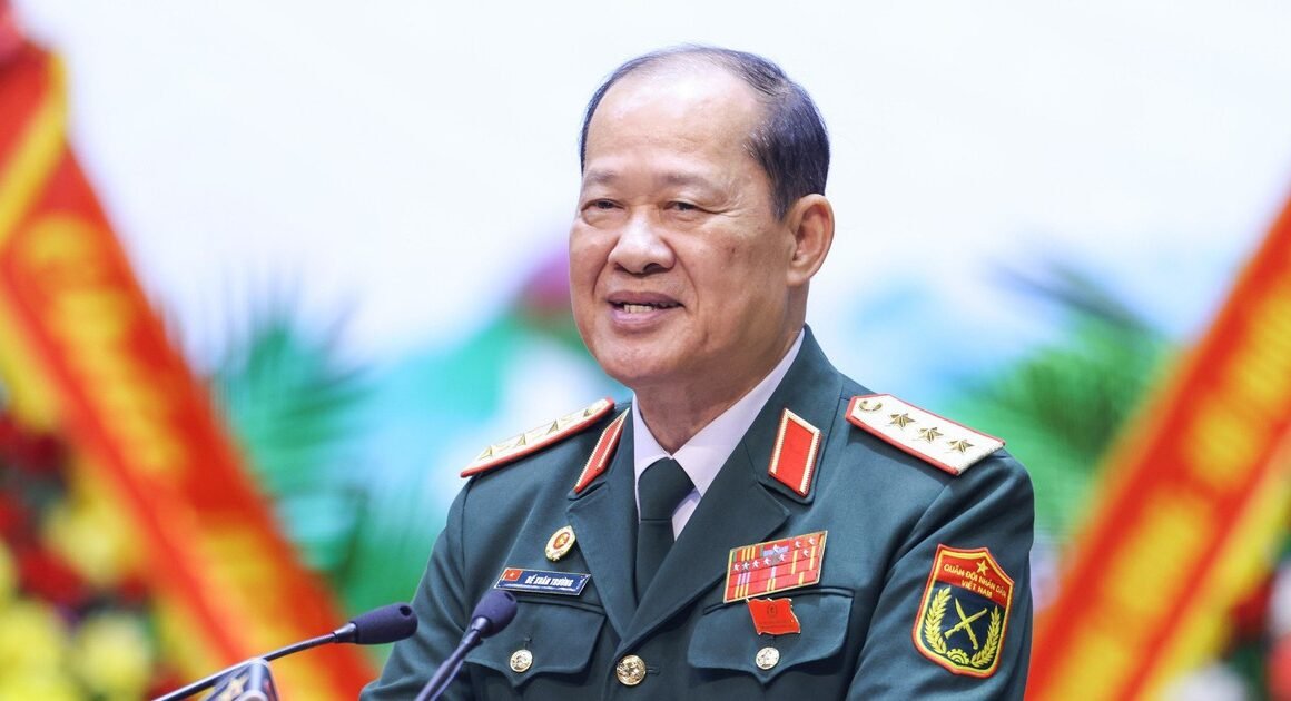 THƯỢNG TƯỚNG BẾ XUÂN TRƯỜNG GIỮ CHỨC CHỦ TỊCH HỘI CỰU CHIẾN BINH VIỆT NAM KHÓA VIII VỚI 100% TƯƠNG ĐỒNG!