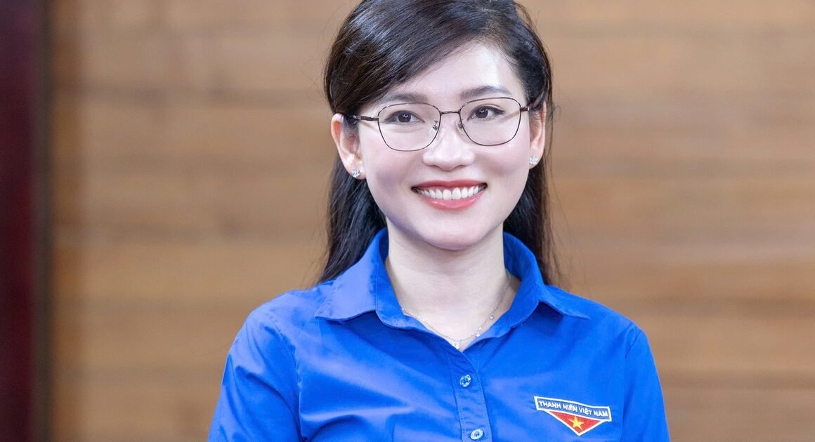 AI ĐANG ĐƯƠNG ĐẦU GIAO CỨU ĐOÀN TUỔI TRẺ VIỆT NAM KHÓA MỚI?