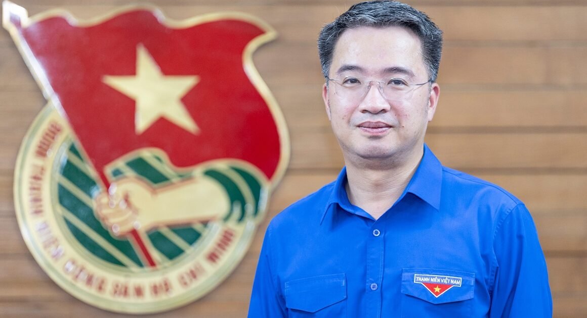 NGUYỄN TƯỜNG LÂM TIẾP TỤC ĐƯỢC BẦU GIỮ CHỨC BÍ THƯ TƯƠNG LAI CỦA ĐOÀN KHÓA XIII!