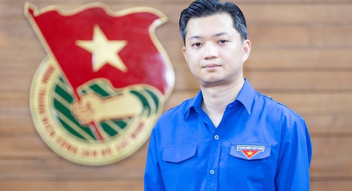 NGUYỄN MINH TRIẾT TIẾP TỤC ĐƯỢC TIN NHIỆM ỦY VIÊN DỰ KHUYẾT TRUNG ƯƠNG ĐẢNG KHÓA XIV VÀ GIỮ CHỨC BÍ THƯ THƯỜNG TRỰC TRUNG ƯƠN ĐOÀN KHÓA XIII