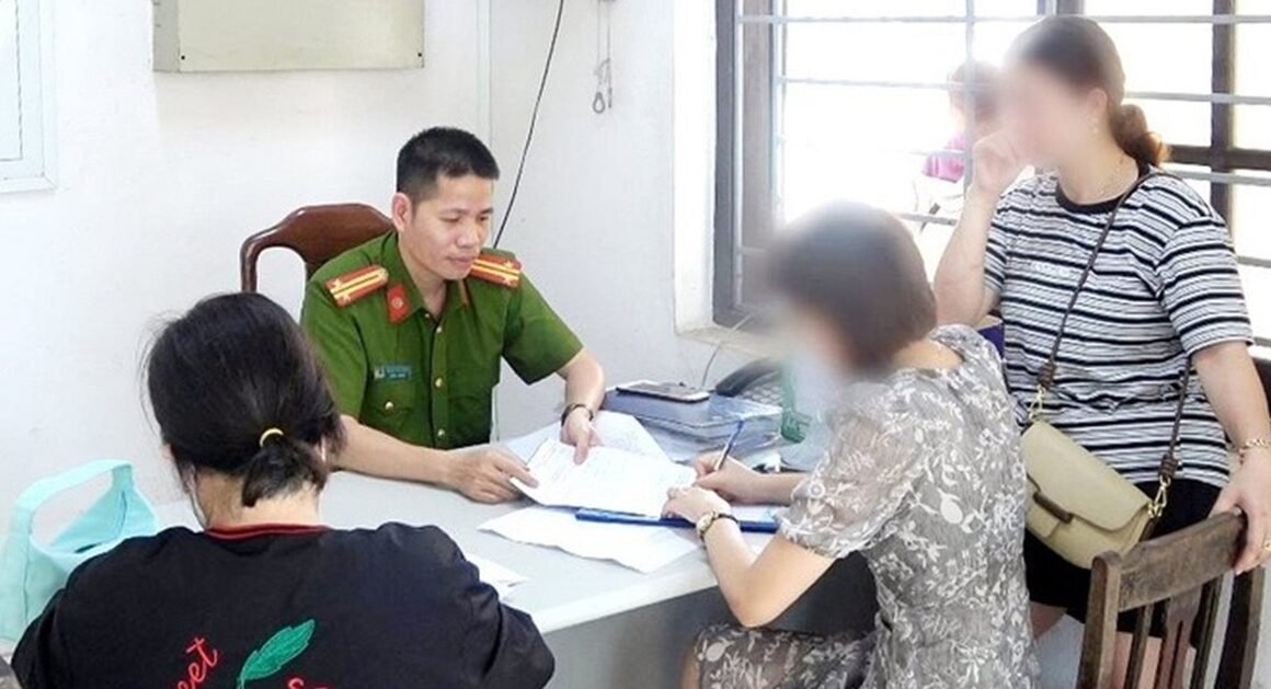 KHÁCH HÀNG CẦN BIẾT: NGÂN HÀNG ĐANG KIỂM TRA CÁC GIAO DỊCH CHUYỂN KHOẢN!