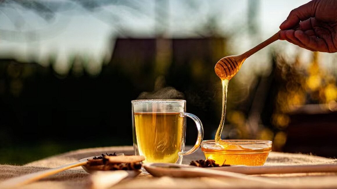 BẠN CÓ NGHĨ MẬT ONG MỚI LÀ CHIẾC PHÁO ĐẠN CHO SỨC KHỎE?