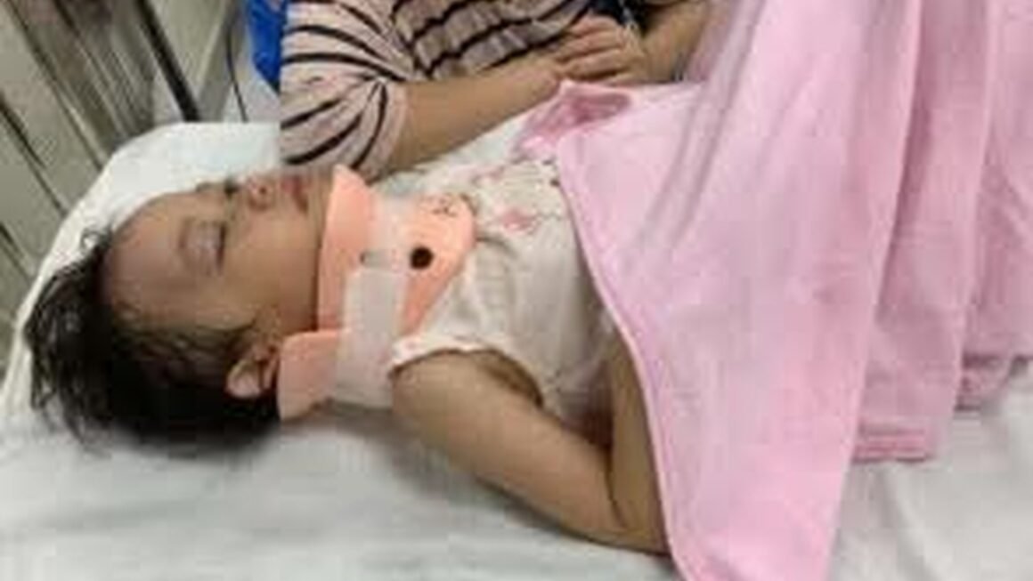 BỐ ĐÃ CHIA SẺ TIN NÓNG VỀ TÌNH HÌNH SỨC KHỎE CỦA BÉ GÁI, ĐỌC ĐỂ BIẾT CHI TIẾT!