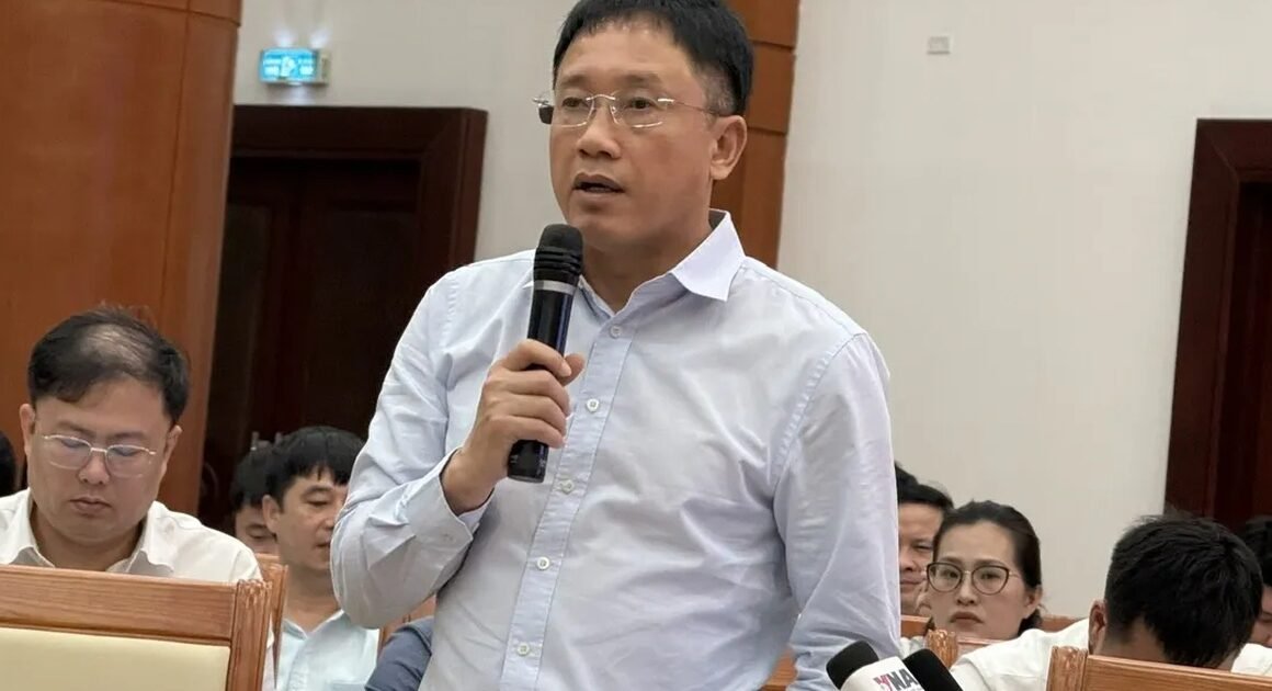 KHẨN CẦU: CƠ QUAN THUẾ SẴN SÀNG XEM XÉT NHỮNG ĐỀ XUẤT ĐIỀU CHỈNH CHÍNH SÁCH THUẾ VỚI HỘ KINH DOANH!