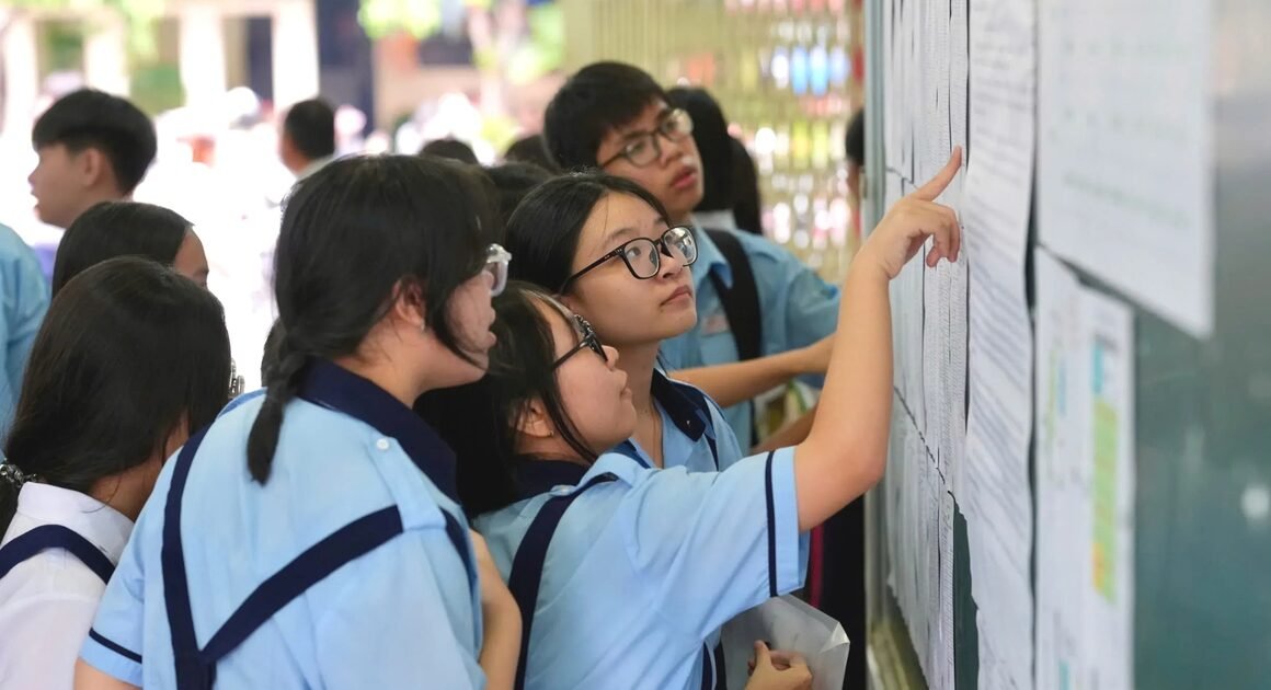 ĐỪNG BỎ LỠ NGÀY HỘI KẾT QUẢ ĐIỂM THI LỚP 10 NĂM 2026 – HÀ NỘI VÀ TP.HCM CHÍNH THỨC CÔNG BỐ!