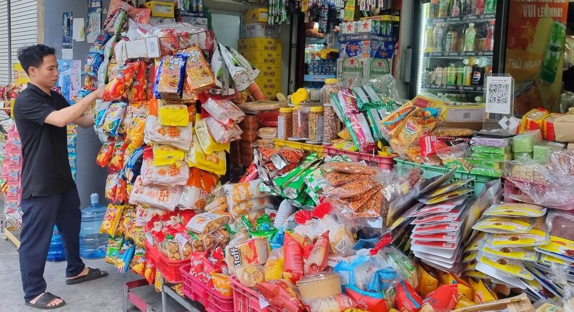 QUA BÙNG NỔ: AI MỚI ĐANG “QUYẾT ĐỊNH” VỀ VIỆC ÁP DỤNG THUẾ KHOÁN CHO HỘ KINH DOANH DƯỚI 5 TỶ ĐỒNG?