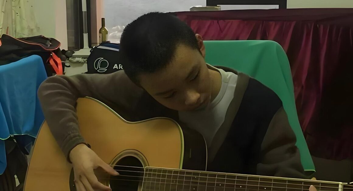 BẬT MÍ VẬY CHUYỆN CHÂN DUNG PHÓ GIÁO SƯ 23 TUỔI VƯỢT NGOÀI MONG ĐỢI NGẬP TRÀN TRONG DÒNG XÃ HỘI