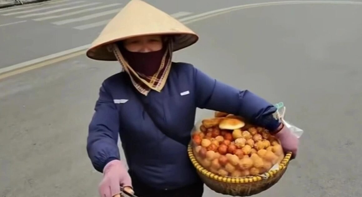 CHUYỆN ĐÁNG NGẠC NHIÊN VỀ BÁN BÁNH RÁN VỚI GIÁ RẺ, NHƯNG THUỀN LƯỠI GIAN DỐI TIỀN 500.000 ĐỒNG!