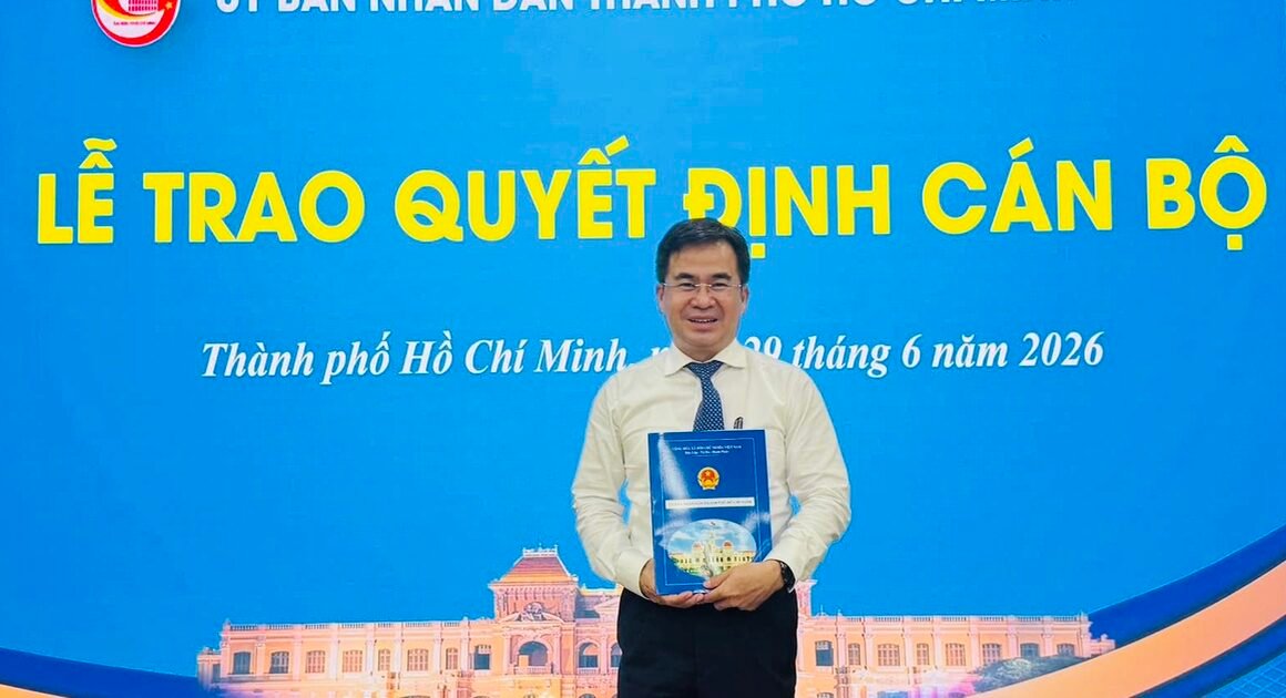 KHEN NGỢI SỰ TRỞ LẠI CỦA BỘ MÁY CHỈ ĐẠO TRƯỜNG ĐH Y KHOA PHẠM NGỌC THẠCH SAU THỜI GIAN KHUYẾT VỊ CHIỀU.