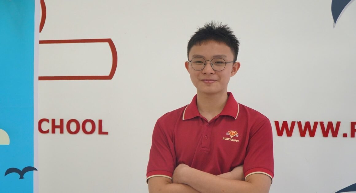KHÁM PHÁ NHỮNG THÍ SINH CÓ ĐIỂM CAO NHẤT TRONG KỲ THI LỚP 10 TẠI TP.HCM!
