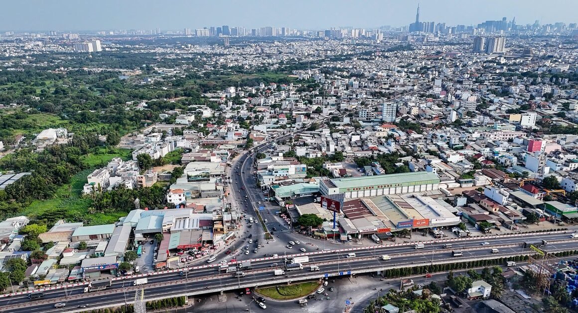 BẤT NGỜ, TP.HCM SẮP TỔ CHỨC LẠI GẦN 6.000 KHU PHỐ, ẤP, THÔN VÌ MỤC ĐÍCH NÀO?
