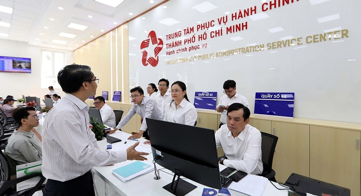 KHÁCH HÀNG ĐÃ SẴN SÀNG, TP.HCM SẮP CẬN ĐƯỢC GIẢI PHÁP “LÀM VIỆC TẠI NHÀ” KHÁC BIỆT CHO CẢ CỘNG ĐỒNG CÔNG CHỨC!
