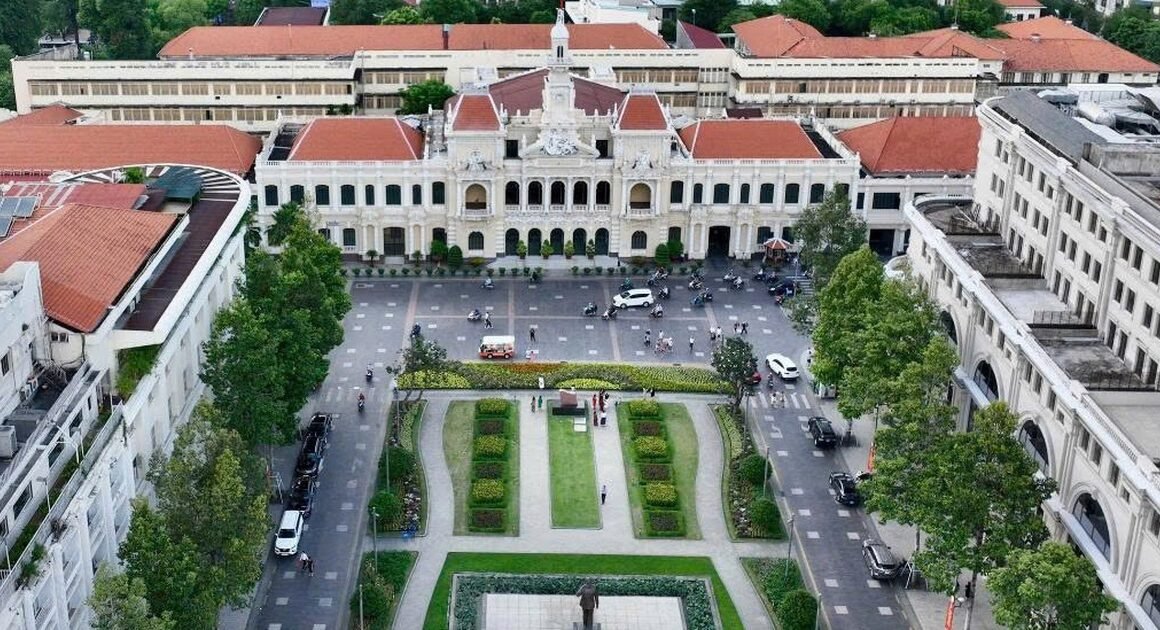 BỘ TÀI CHÍNH ĐỀ NGHỊ PHÂN QUYỀN CHỦ TỊCH UBND CẤP XÃ PHÊ DUYỆT ĐƠN GIÁ CHO THUÊ NHÀ ĐỂ ĐẨY NHANH GIẢI PHÁP NHÀ DÔI DƯ SAU SÁP NHẬP!