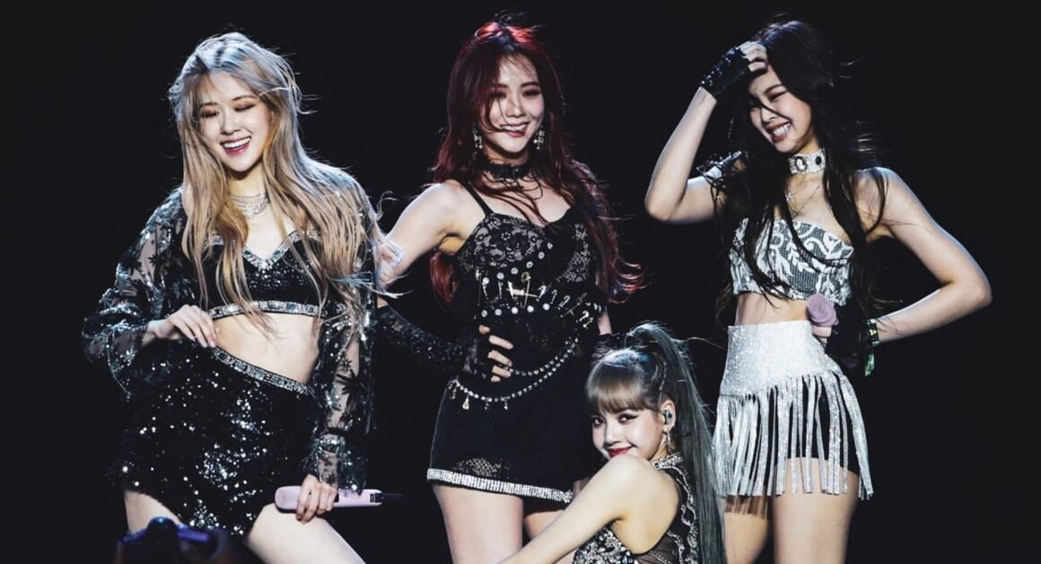 SÂN KHẤU BLACKPINK GÂY SỐC KHI LỘ DIỆN KHÁC LẬP CHUYỀN, DÂN TÌNH KHÁC BIỆT NÊN NGẬP NGỦA THÁI ĐỘ BẤT NGỜ!