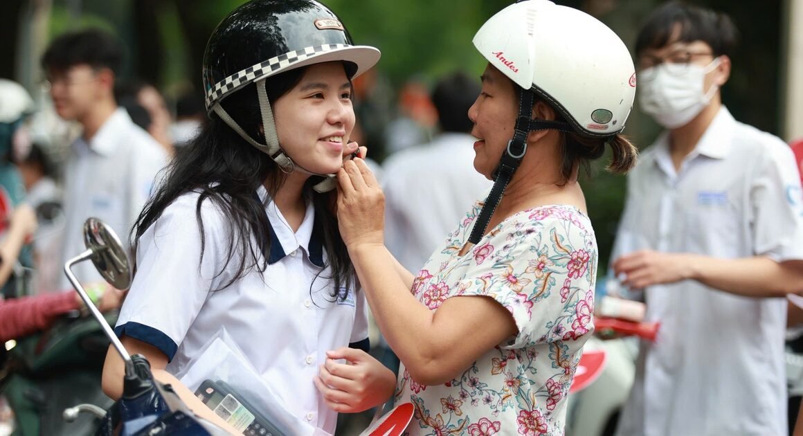 ĐỀ THI TOÁN TỐT NGHIỆP 2026 GIẢM ĐỘ KHÓ, DỰ ĐOÁN NHIỀU NHẬN ĐiỂM 10!