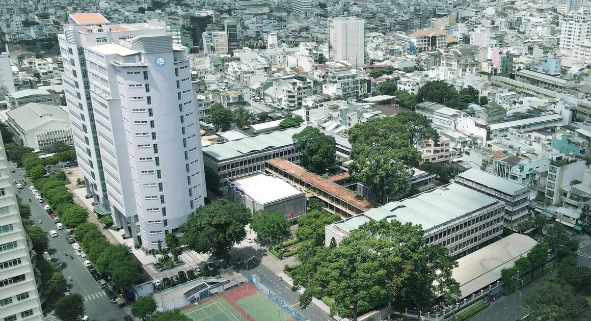 VIỆT NAM ĐẠT KỶ LỤC 4 ĐẠI HỌC MỚI, NHƯNG TẤT CẢ ĐỀU GIẢM HẠNG ĐẶC BIỆT!