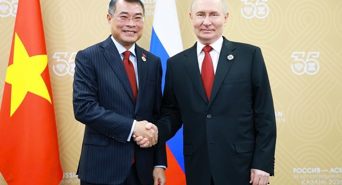 THU HÚT ĐỐI TÁC MỸ NGA: THỦ TƯỚNG LÊ MINH HƯNG GẶP TỔNG THỐNG VLADIMIR PUTIN NGÀY 18.6