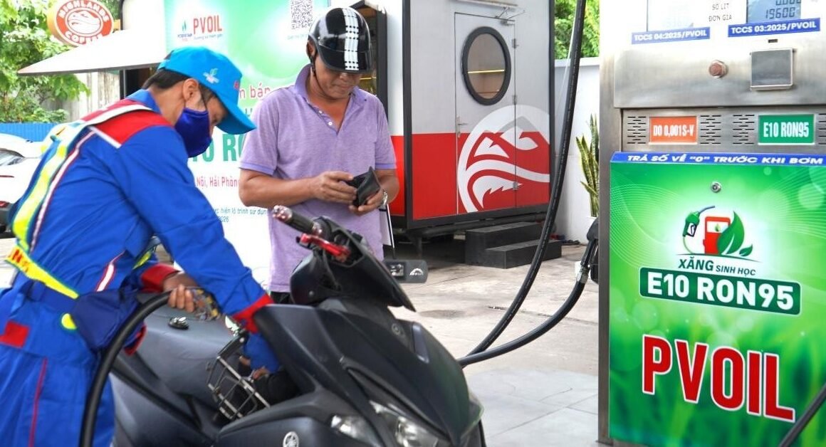 XĂNG E10 SẼ CÓ BIẾN ĐỔI ĐÁNG CHÚ Ý VỀ GIÁ SAU HƠN 2 TUẦN TRIỂN KHAI TRÊN TOÀN QUỐC!