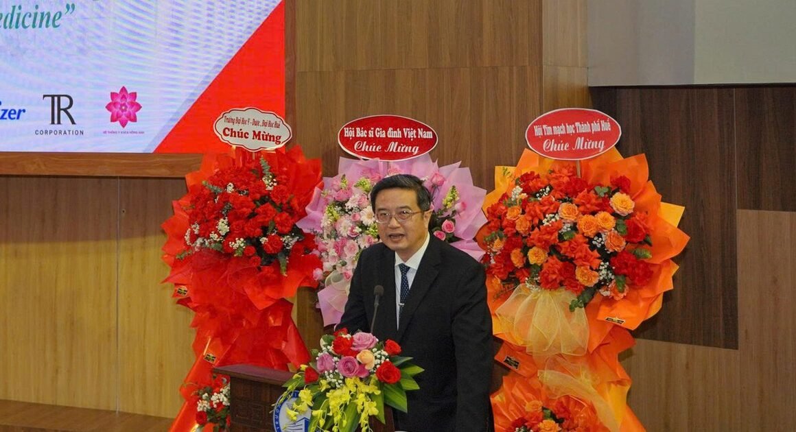 BỘ TRƯỞNG GD-ĐT BỔ NHIỆM GS-TS NGUYỄN VŨ QUỐC HUY LÀM QUYỀN GIÁM ĐỐC ĐẠI HỌC HUẾ, ĐÁNG CHỜ ĐỘT PHÁ NÀY SẼ GÌ ĐÓ?