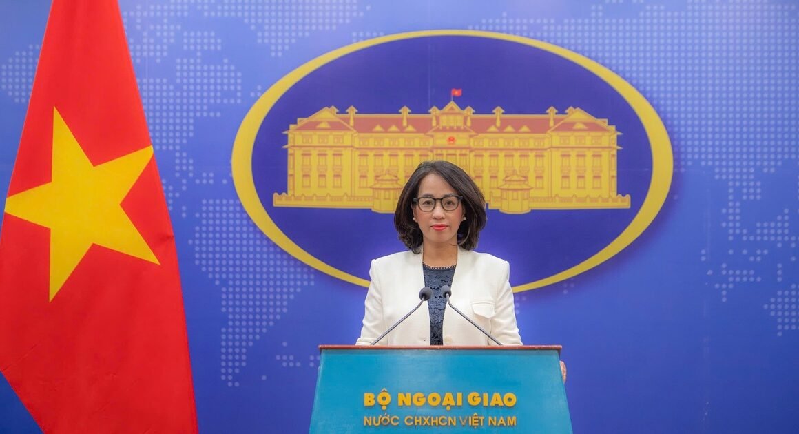 ĐỘT NGỘT CHIẾM ĐẤT CHO TƯƠNG LAI ASEAN: CÁC THỦ TƯỚNG THĂM VISA VIỆT NAM ĐỂ GIAO LƯU VỚI CÁC ĐỐI TÁC CHÍNH TRỊ KHU VỰC
