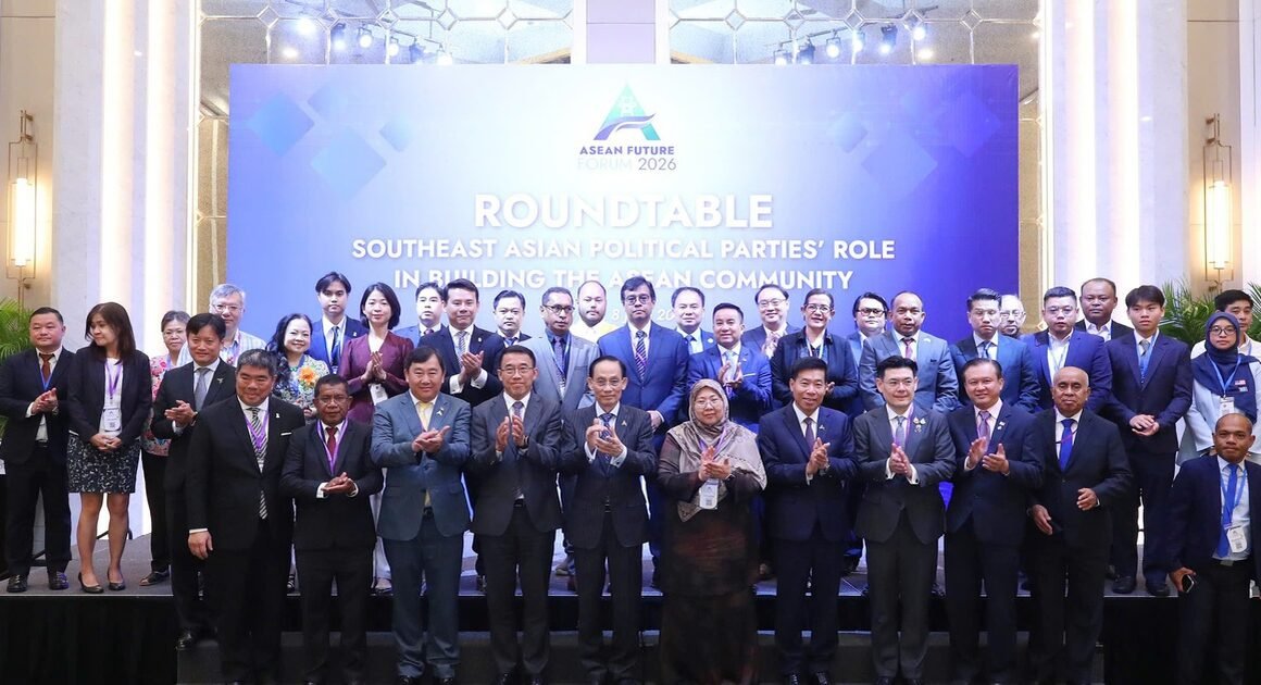 KHÁM PHÁ CHIẾC NẮP MỀM CỦA CÁC CHÍNH ĐẢNG ĐÔNG NAM Á TRONG XÂY DỰNG CỘNG ĐỒNG ASEAN!