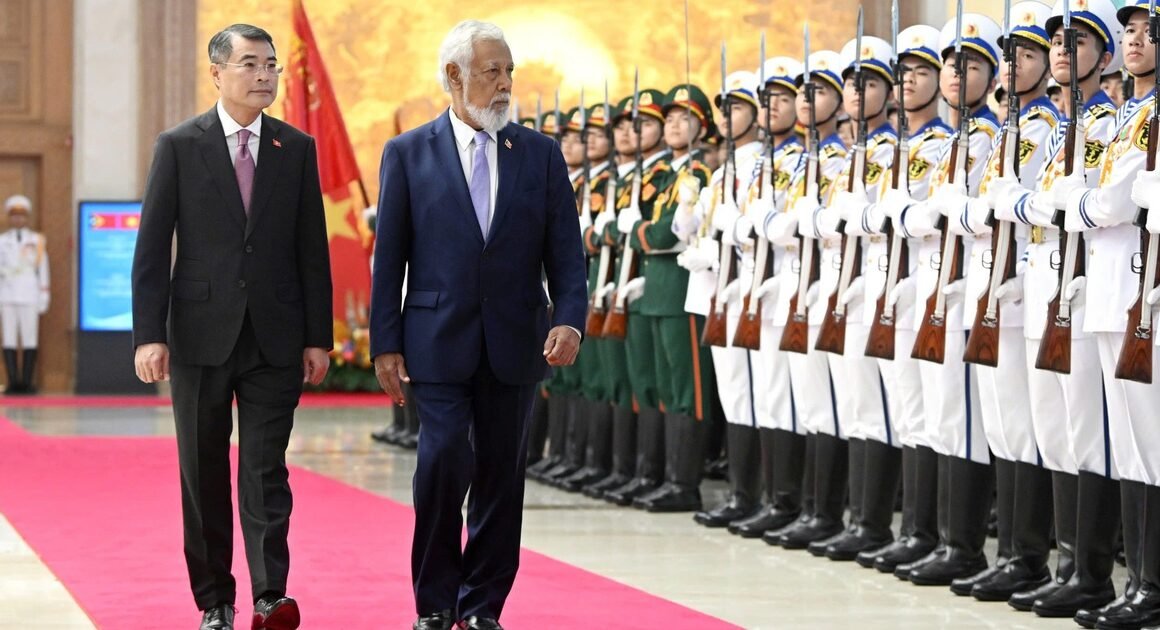 THỦ TƯỚNG LÊ MINH HƯNG TRẢI NGHIỆM GẶP GỠ ĐẶC BIỆT VỚI THỦ TƯỚNG TIMOR-LESTE KAY RALA XANANA GUSMÃO TRONG CHIẾU HỘI ĐẦU TIÊN TẠI VIỆT NAM