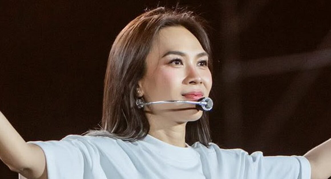 KHÁM PHÁ NỮ CA SĨ ĐẦU TIÊN TỔ CHỨC CHUỖI QUẢNG BÁ ĐỘC ĐÁO KHẮP TOÀN QUỐC!
