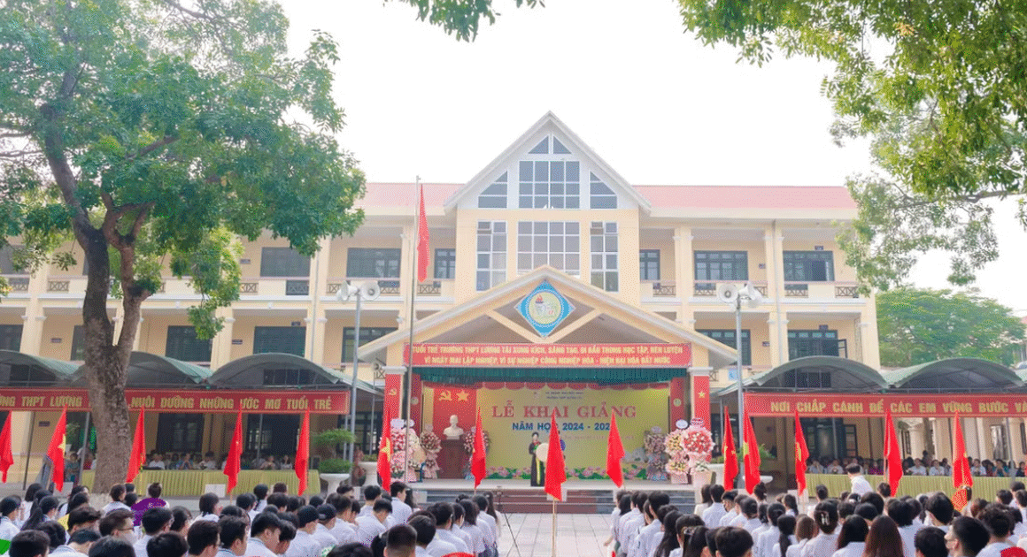 SAI SỐ CHƯA TỪNG ĐƯỢC ĐỀ CẬP GÂY SỰ LOẠNG XẠO TRONG TRƯỜNG HỌC BẮC NINH!