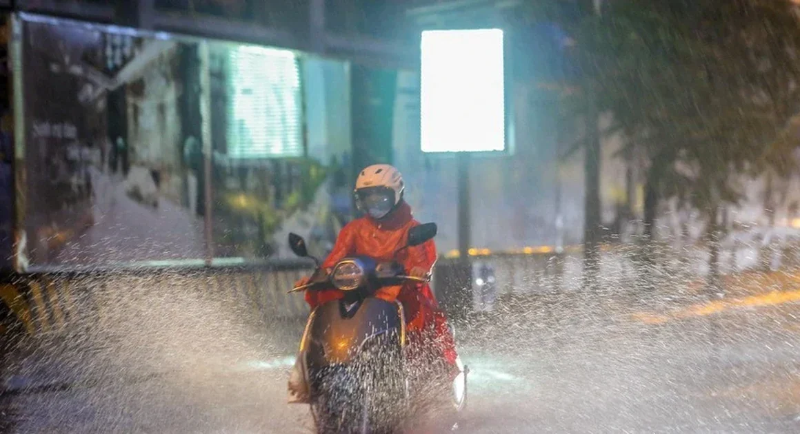 MIỀN BẮC CHỐT XÁC MƯA LỚN Sắp trở lại sau tạm thời giảm!