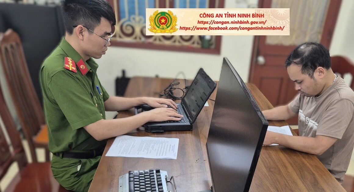 KHỞI TỐ PHẠM MINH TUẤN VÌ BÁN GIÀY THỂ THAO GIẢ NHẬN HIỆU GÂY CHIẾC TRỊ GIÁ HƠN 1,27 TỶ ĐỒNG