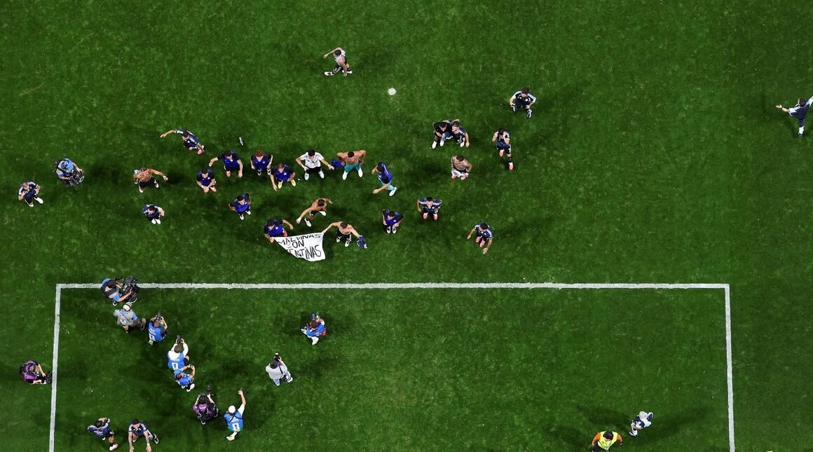 CHUYỀN ĐỘNG CHƯA TƯA: FIFA ĐANG XEM XÉT CÁC BIỆN PHÁP KỶ LUẬT VỚI ĐỘI TUYỂN ARGENTINA