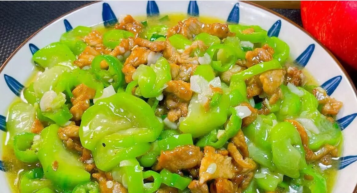 KHÔNG NGỒI YÊN, CHỜ NGỘ ĐỘC, NHỮNG DẤU HIỆU LẠ TRÊN MƯỢP, BẦU, BÍ CÓ THỂ CẢNH BÁO ĐIỀU GÌ ĐÁNG LO NGẠI!