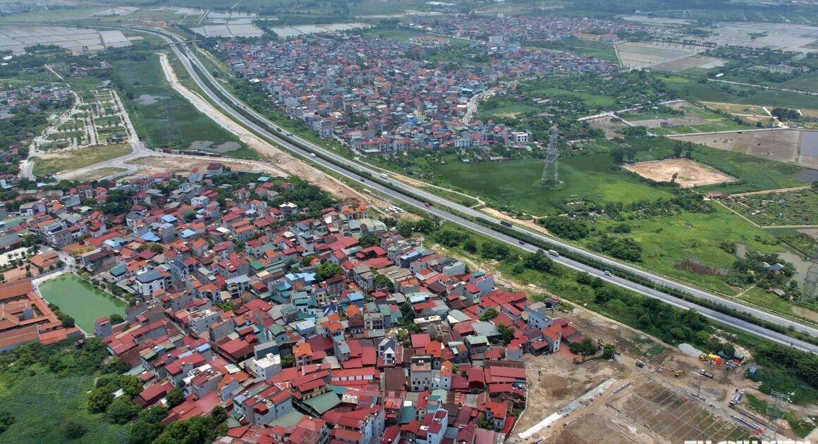 HÀ NỘI LỰA CHỌN PHÚC THỊNH VÀ THƯ LÂM THÍ ĐIỂM MÔ HÌNH XÃ, PHƯỜNG XÃ HỘI CHỦ NGHĨA ĐỂ ĐỔI MỚI NGÀY MAI